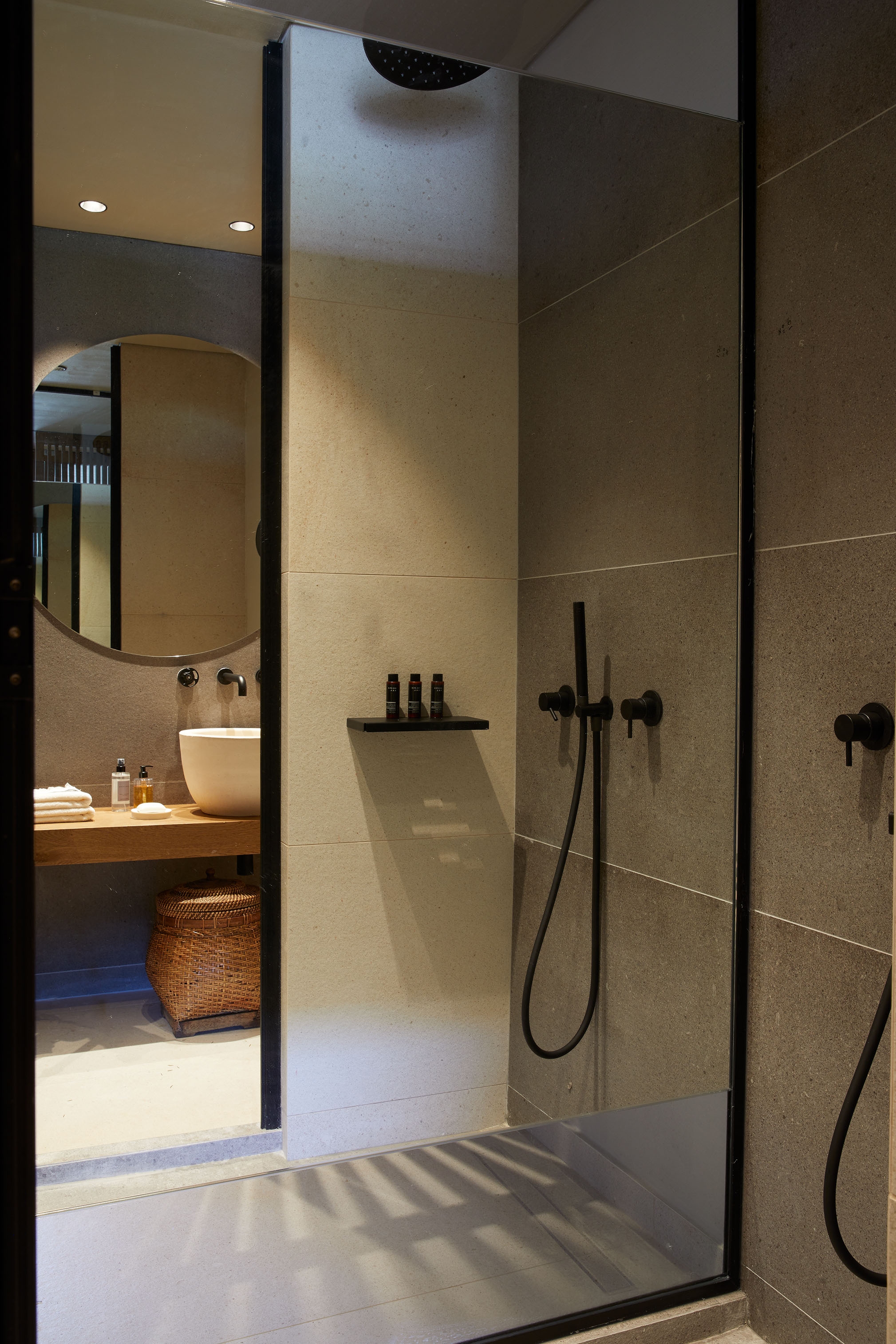 Superior Room Syntopia19 0118